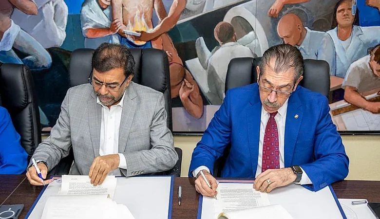 UASD e Indrhi firman acuerdo para capacitación hídrica y estaciones climáticas
