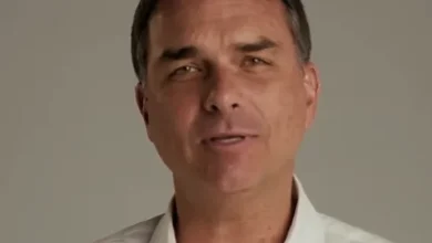 Investigan a Flávio Bolsonaro por presunta corrupción y lavado de dinero