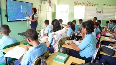 Experto alerta sobre crisis educativa por disputa del 4% y redes sociales