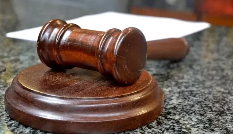 Condenan a 15 años mujer que torturó a bebé en El Seibo; cumplirá pena en Higüey