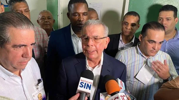 Danilo Medina desmiente a Abinader: "Nunca he hablado con el PRM para que me habilite"
