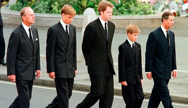 Buckingham niega dichos de Charles Spencer sobre Diana; tensiones familiares reavivan el debate