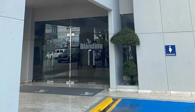 Funeraria Blandino expone este martes restos de Zeneida Socorro Castillo, esposa de Julián Oro Duro