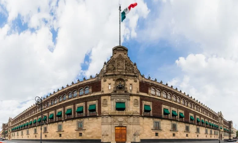 Comunicación presidencial permanente: lecciones de las mañaneras de AMLO para los gobiernos
