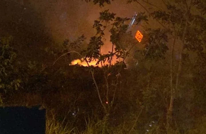 Bomberos de Cabarete combaten nuevo incendio en la Laguna: ¿qué debe saber la población?