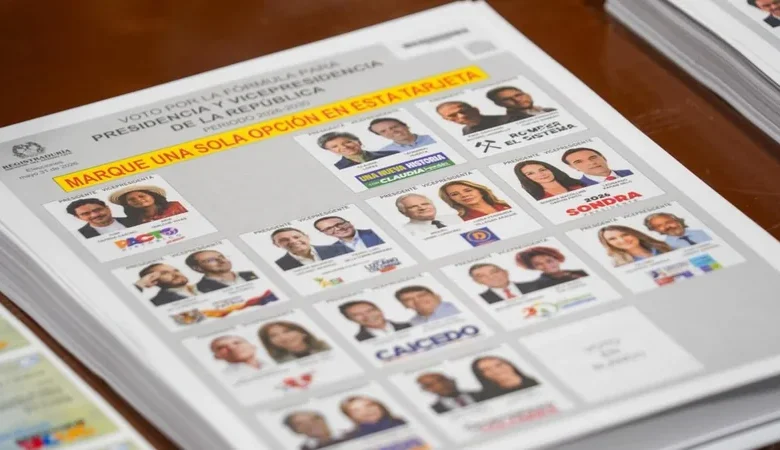 Candidatos de centro en Colombia dejan libres a sus votantes para el balotaje del 21 de junio