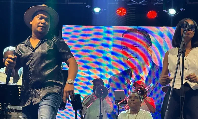 Fiestas de Bayaguana 2026 cierran con fuegos artificiales y música de David Kada