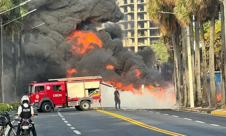 Incendio de camión de combustible en avenida George Washington: Digesett pide evitar la zona