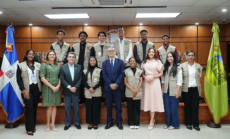 TSE clausura programa que forma a jóvenes para el mundo laboral