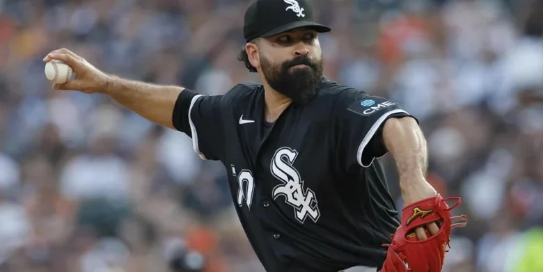 Urquidy domina como relevista largo, Montgomery impulsa 2 carreras y White Sox vencen a los Cubs 3-0
