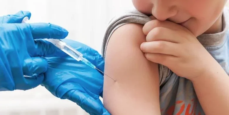 Autoridades garantizan continuidad de esquema de vacunación a fin de proteger niños de enfermedades