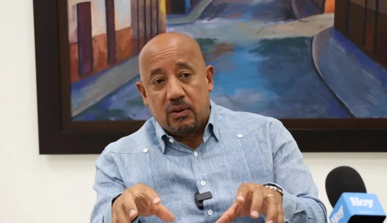 Alcaldía de Lawrence, Massachusetss, rechaza que caso alcalde ponga en riesgo finanzas de la ciudad