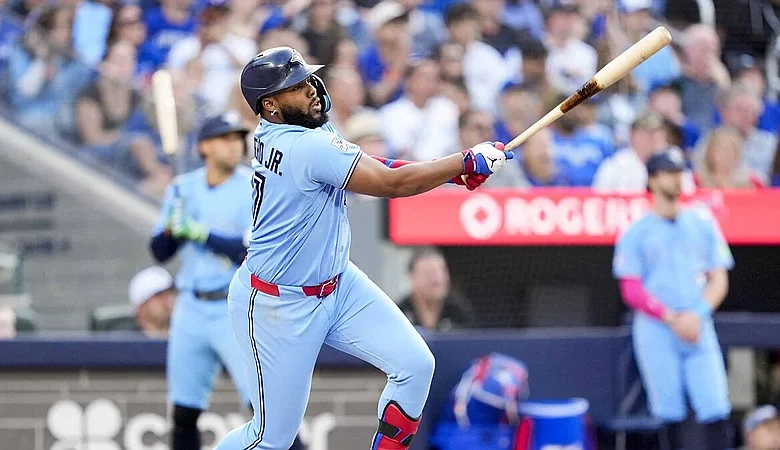 Vladimir Guerrero Jr. guía con doblete productor la victoria de Toronto sobre Seattle