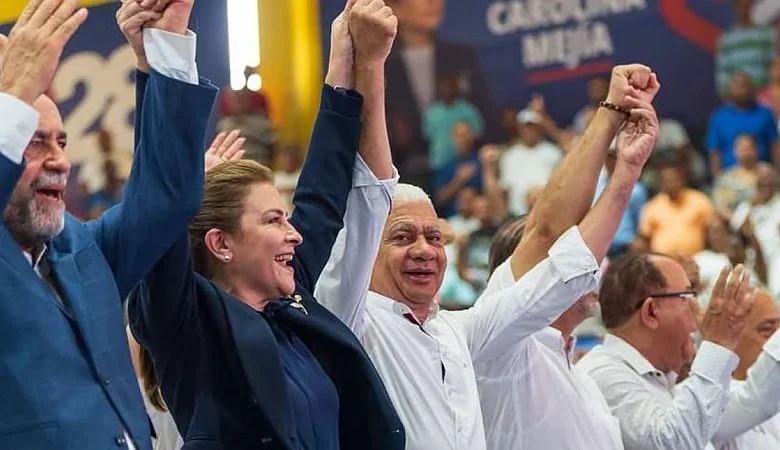 "Quienes trabajen conmigo gobernarán conmigo”, aseguró Carolina al recibir respaldo de Eligio Jáquez