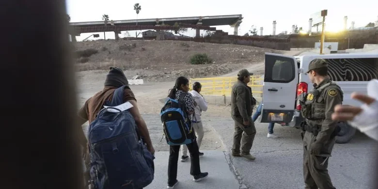 ONU: EEUU cometió "cascada de violaciones" de derechos al expulsar a migrantes a terceros países