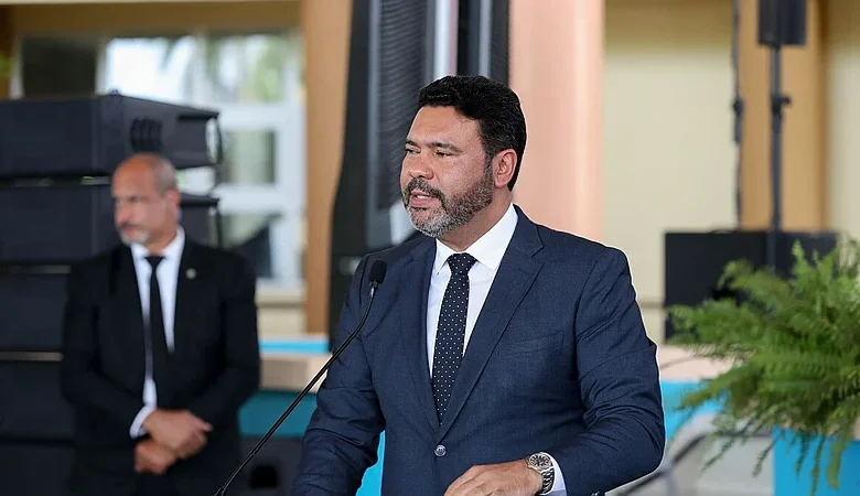 Senador propone extender entrada en vigencia de la responsabilidad penal empresarial en Código Penal