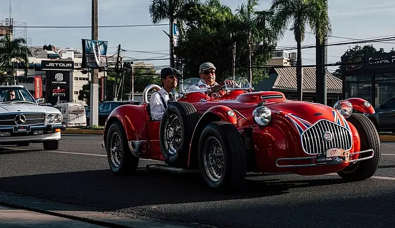 El Distinguished Gentleman’S Drive moviliza a Santo Domingo a favor de la salud masculina