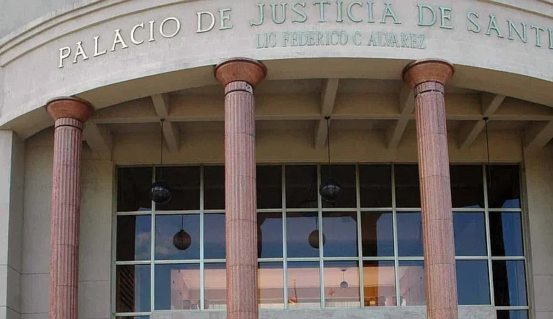 Justicia condena a falsificadores de sentencias: un empleado judicial y dos colaboradores