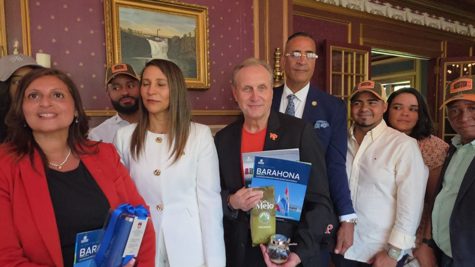 Barahona estrecha vínculos académicos y comerciales en Nueva Jersey