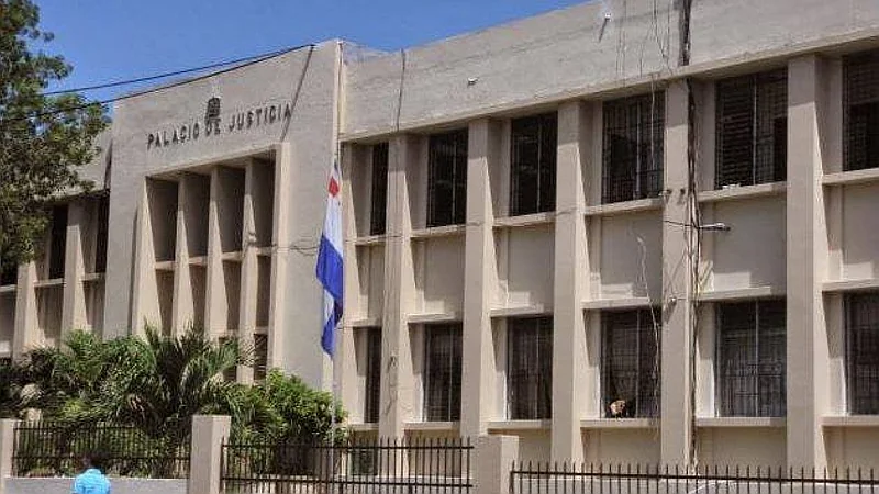 Justicia en Barahona: condenan a cinco años a hombre que amenazó con arma a su expareja