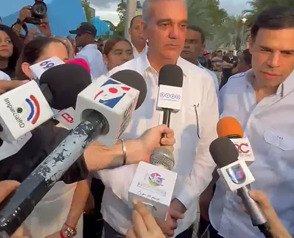 Gobierno dominicano cierra la puerta a Haití como local: Abinader respalda veto de Kelvin Cruz