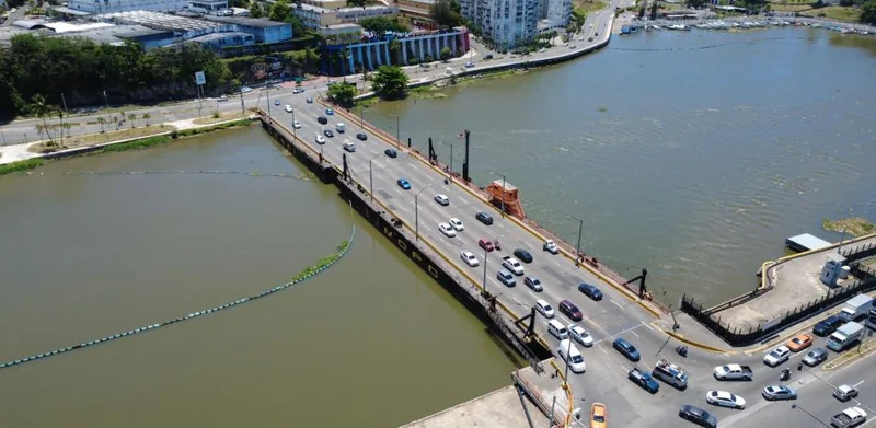 MOPC cierra puente Flotante este sábado de 10:00 a.m. a 12:00 m. por paso de embarcaciones