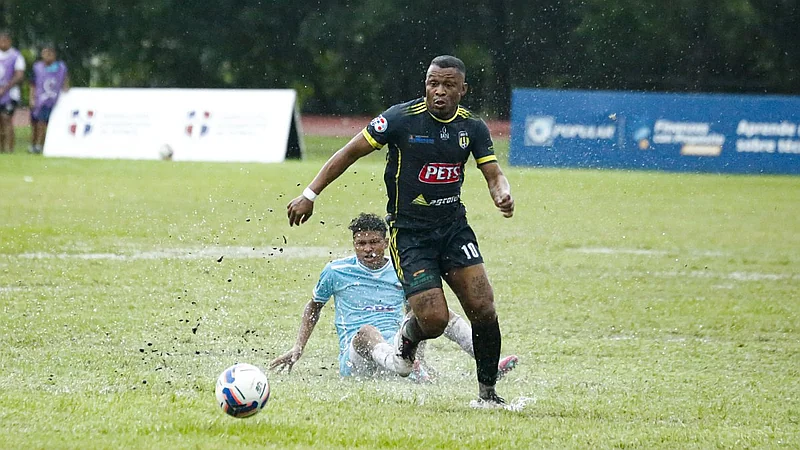 Salcedo FC vence 1-0 al Moca FC con golazo de Alexander Jiménez en la LDF