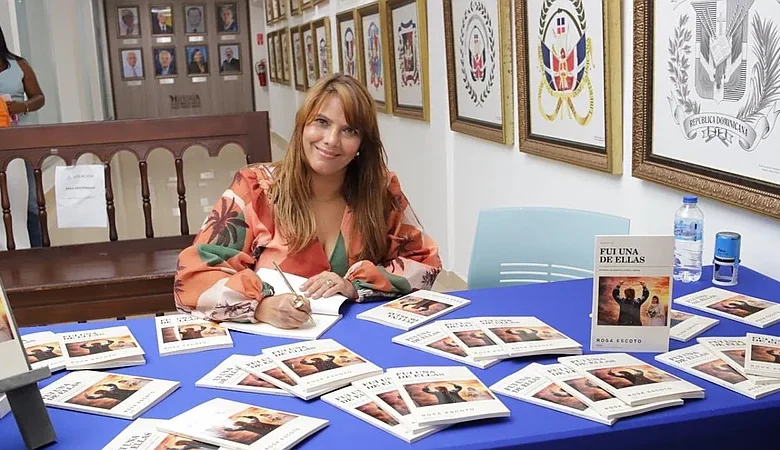 Rosa Escoto presenta "Fui una de ellas", un llamado a proteger la niñez y evitar el embarazo adolescente