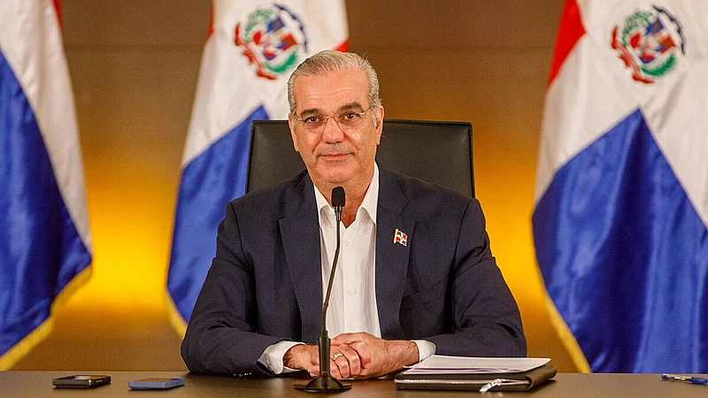 Abinader vuelve a LA Agenda Semanal con enfoque en vivienda: claves para los dominicanos