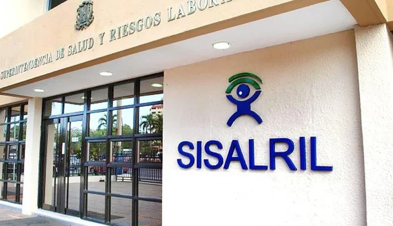 Jubilados y pensionados del Estado acceden a nuevos tratamientos para VIH, tuberculosis y cirugías de mama