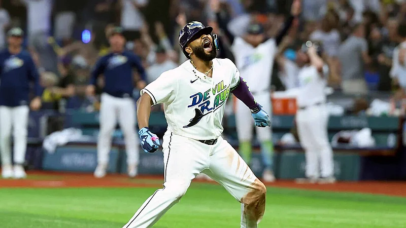 Junior Caminero, de 23 años, gana el premio Juan Marichal al mejor dominicano en la MLB