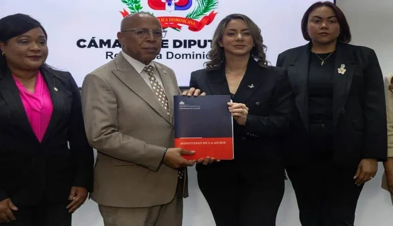 Nueva ley contra violencia machista castigaría con hasta 40 años matar a un hijo para dañar a la madre
