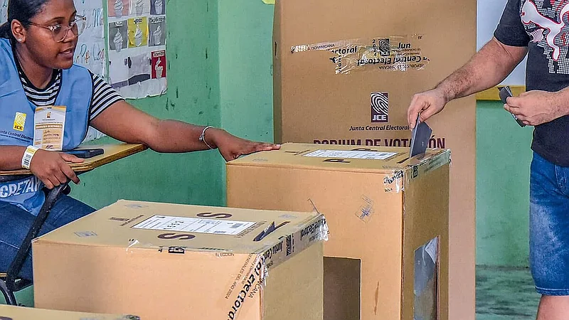 Encuesta revela aumento de dominicanos que no votarían y desinterés partidario