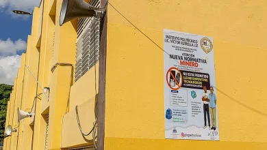 Escuelas aplican orden del Minerd: menos celulares y más ajedrez en los patios