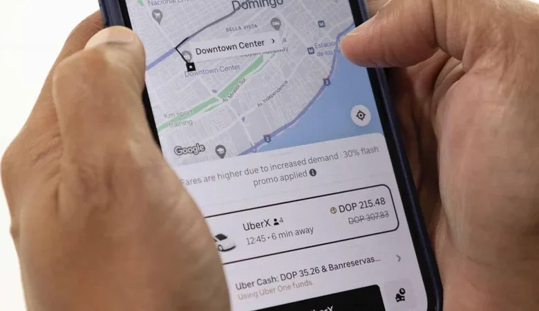 Uber Select aparece primero y más caro: hasta RD$360 de diferencia con UberX