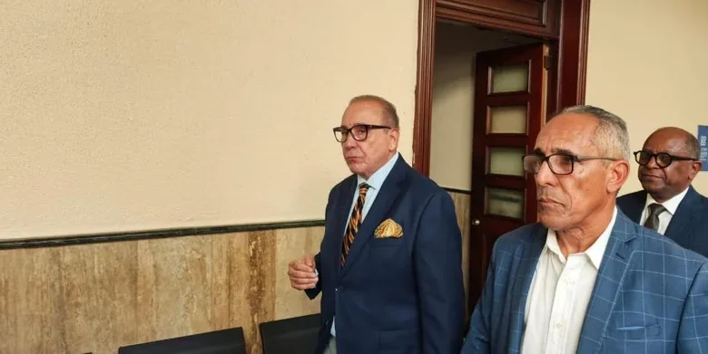 Abogados querellan a director de la Policía por muertes en supuestos intercambios de disparos