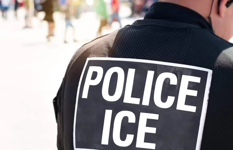 Caso en California: esposo acusado de asesinato tras alegar detención de su esposa por el ICE