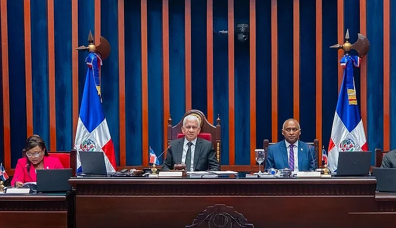 Senado aplaza hasta 2028 aplicación del Código Penal a empresas: ¿qué implica para el sector productivo?
