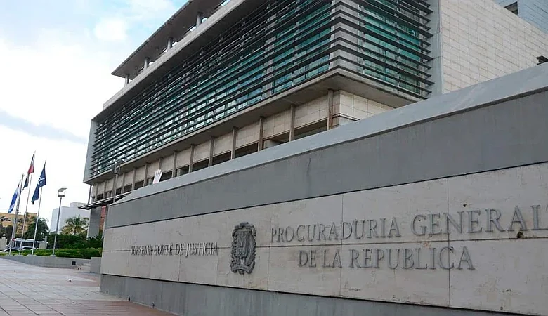 Cómo verificar y resolver un impedimento de salida del país sin orden judicial
