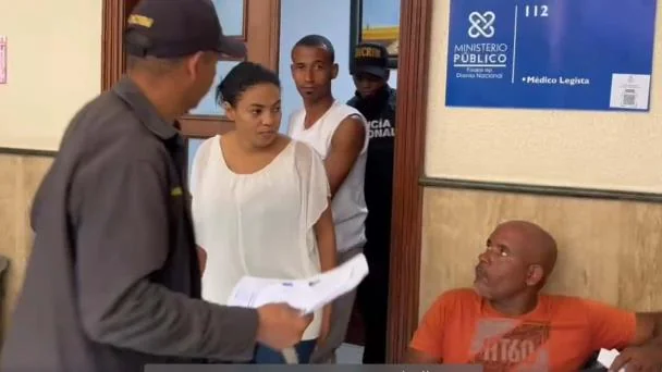 Justicia cita este miércoles a pareja acusada de torturar y matar a niña de 7 años en Los Guandules