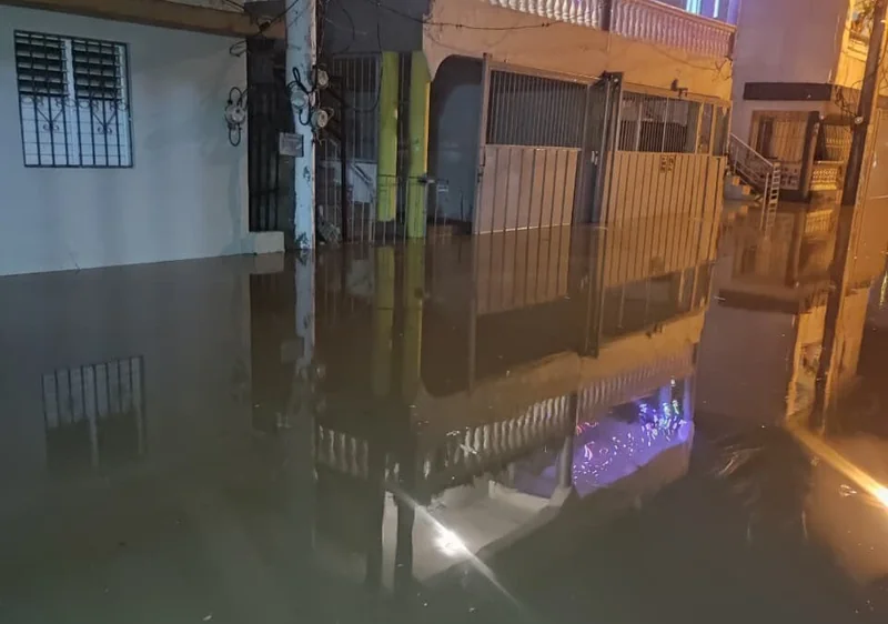 Lluvias dejan 150 viviendas afectadas en Santiago; Barahona entre las provincias en alerta verde