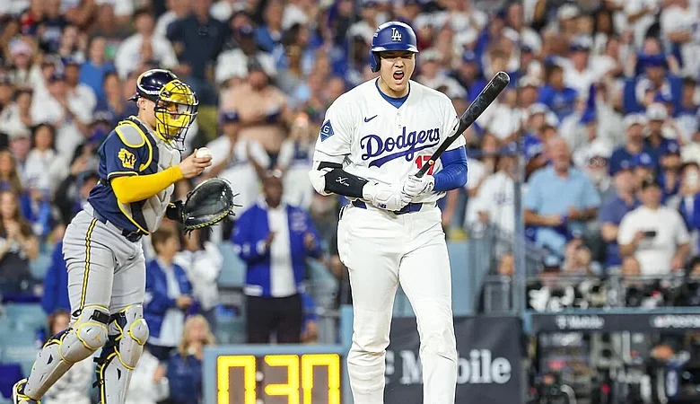 Dodgers confirman que Ohtani no será operado y seguirá lanzando la próxima temporada