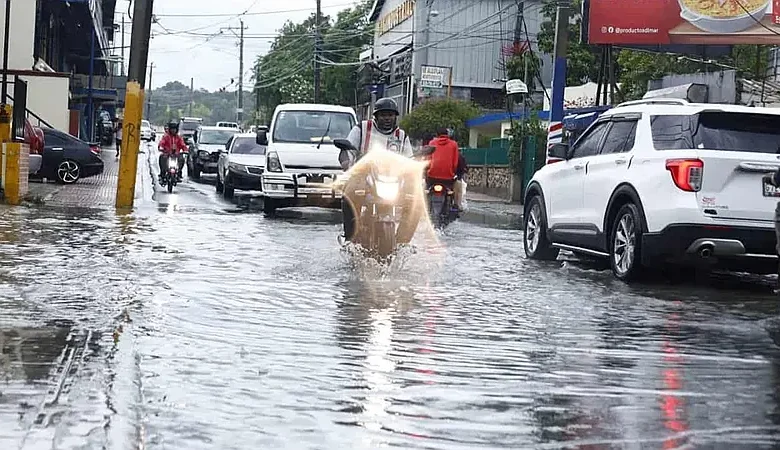 COE eleva alerta amarilla en Puerto Plata por lluvias; Barahona entre 21 provincias en verde