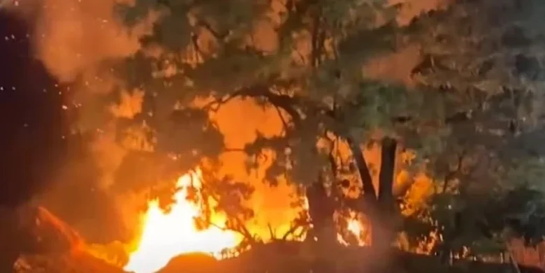 Incendio criminal consume el emblemático restaurante Las Dunas en Baní