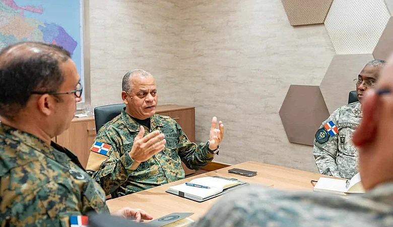 Defensa mantiene vigilancia reforzada en la frontera y descarta cierre por crisis haitiana