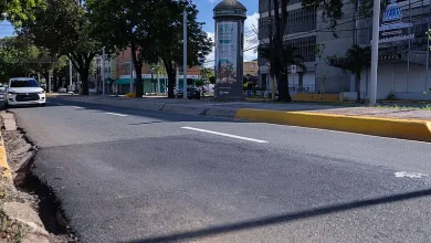 Respuesta a reclamos ciudadanos: Obras Públicas y Alcaldía del DN corrigen hoyos y fugas de agua