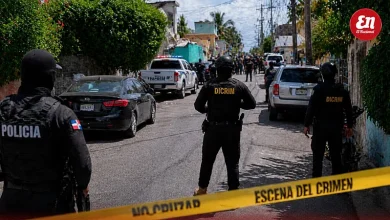Abuela denuncia que mellizos de 16 años fueron acribillados mientras dormían en Santo Domingo Este