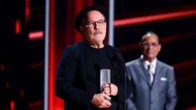 Rubén Blades recibe Premio Billboard Ícono y dedica honor a artistas latinoamericanos