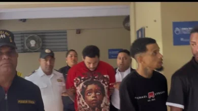 Justicia aplaza coerción contra "Macho" por muerte de chofer en Santiago: defensa necesita conocer expediente