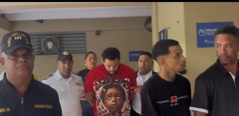 Justicia aplaza coerción contra 